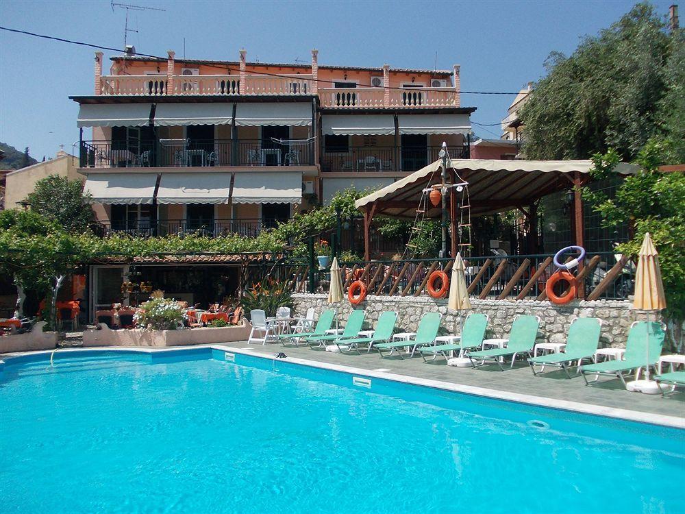 Aparthotel Argo Pool & Bar Benitses  Exterior foto